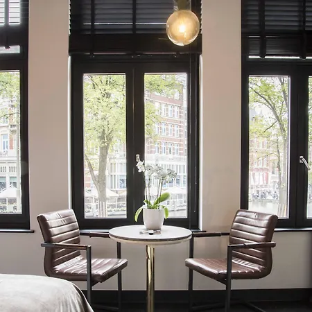 ハウス オブ アムステル アパートホテル 4*