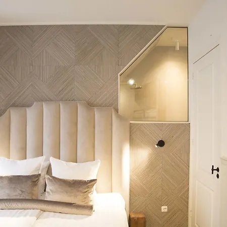 阿姆斯特尔豪斯酒店 公寓式酒店 4*