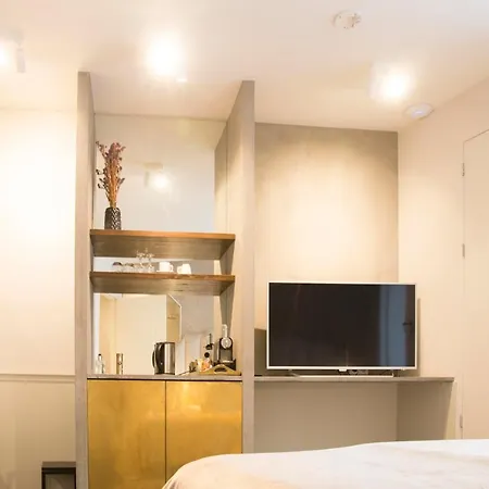 公寓式酒店 阿姆斯特尔豪斯酒店 4*