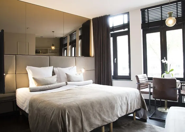 House Of Amstel מלון דירות 4*